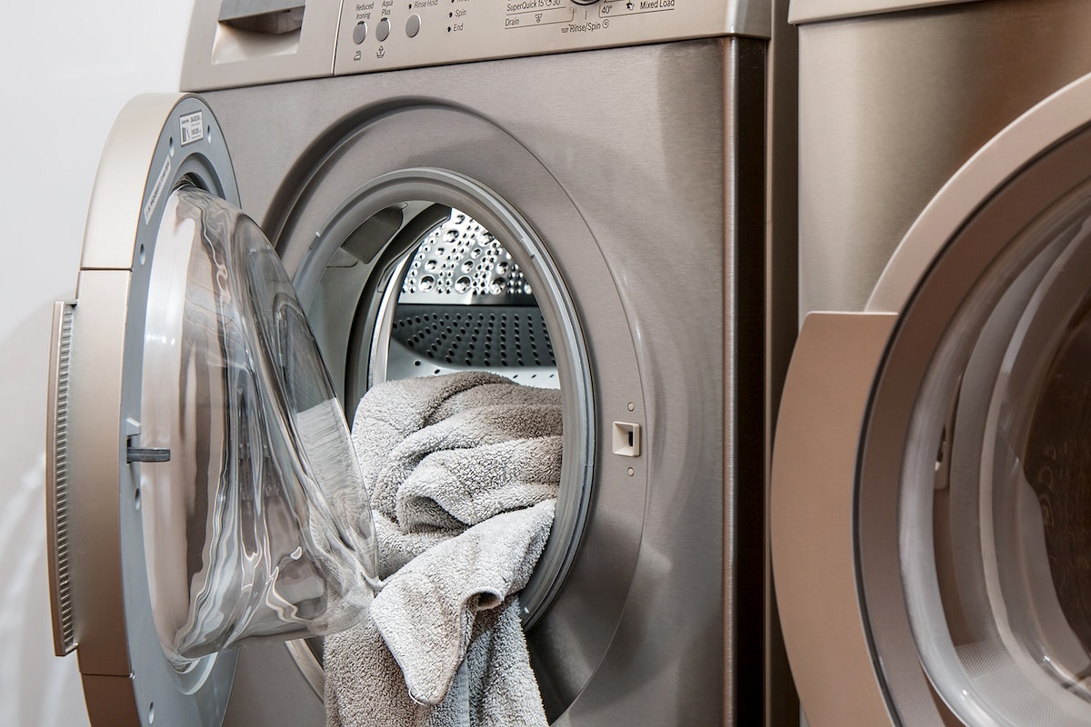 What Are Online Laundry Services?